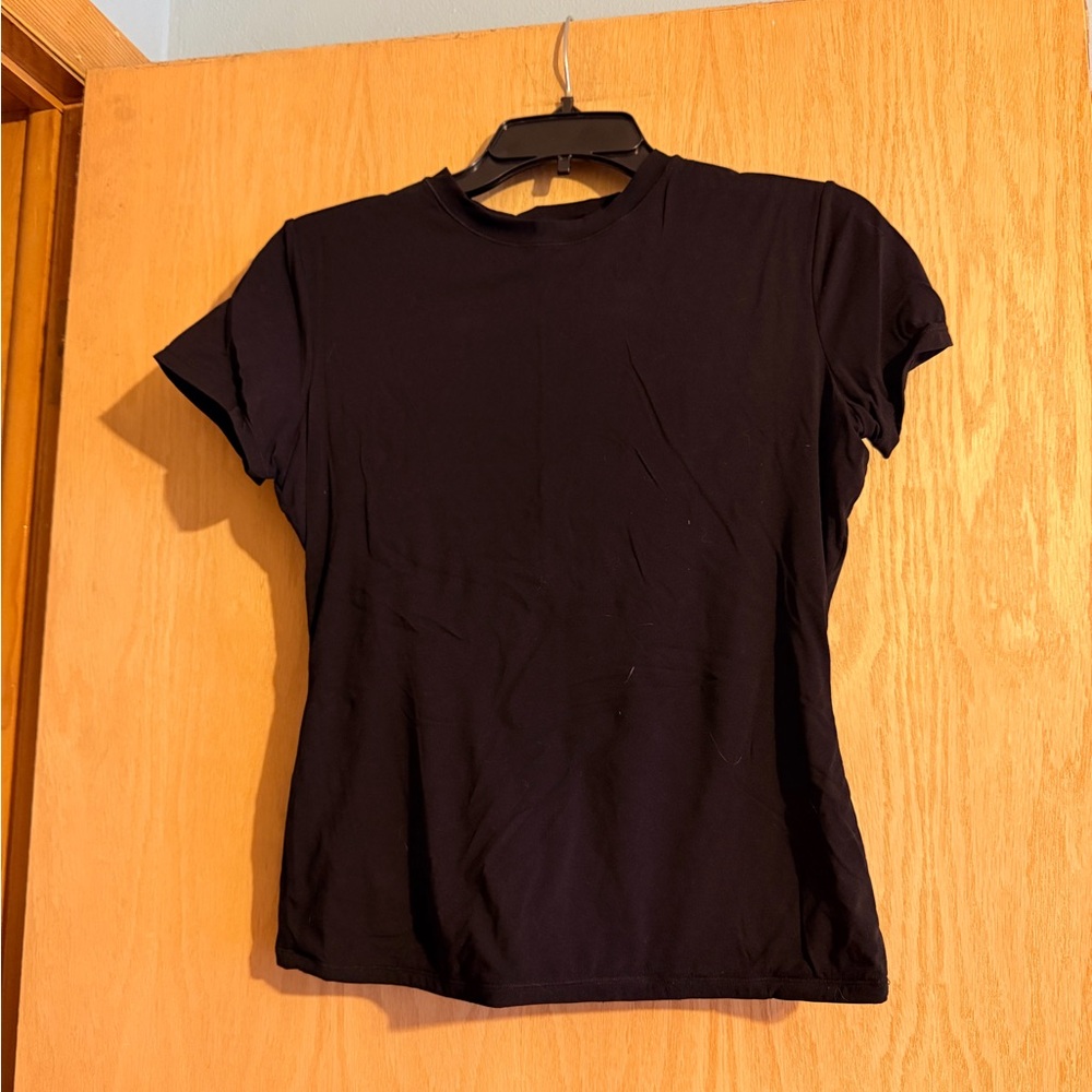 Elegant Black Short Sleeve Women's Tee